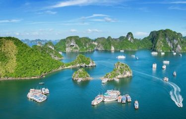 Discovery Halong Bay on Seaplane and Luxury Cruise ( 2 days – 1 night )